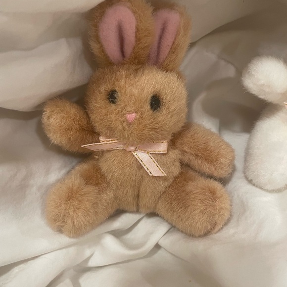 Vintage Russ Berrie Plush Bunny Trio - Brown, White, and Gray pristine 4” (3) - Picture 2 of 8
